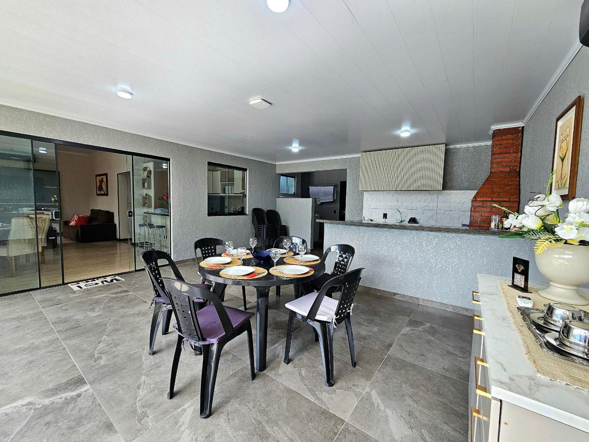 Linda Casa Com Piscina Casa de férias *