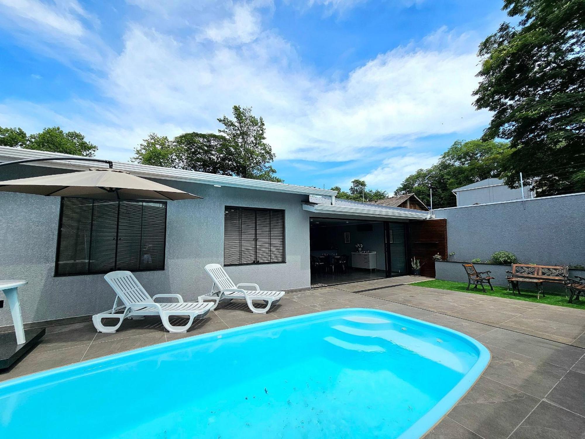 Сasa de vacaciones Linda Casa Com Piscina Foz do Iguaçu
